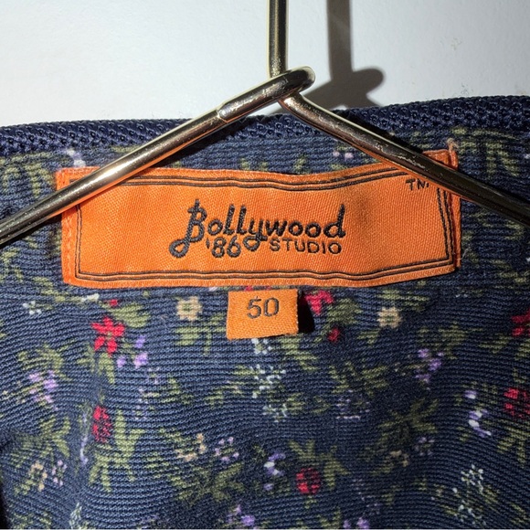 Men's Navy Floral Casual Button Down Shirt - Picture 3 of 4